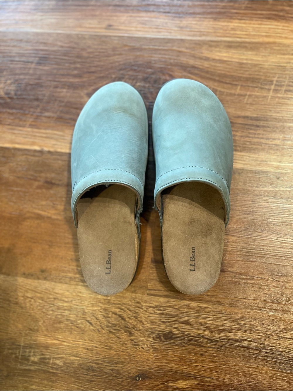 L.L. Bean Women’s Go Anywhere Clogs Olive Leather - Picture 7 of 12